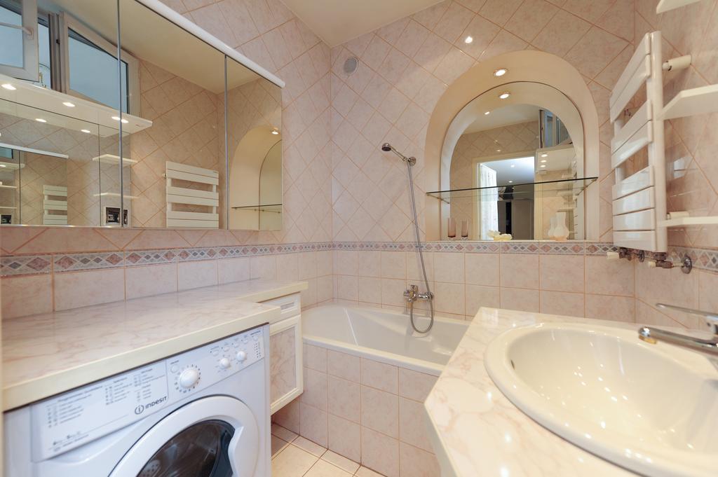 Appartement Minuetto Five Stars Holiday House นีซ ภายนอก รูปภาพ